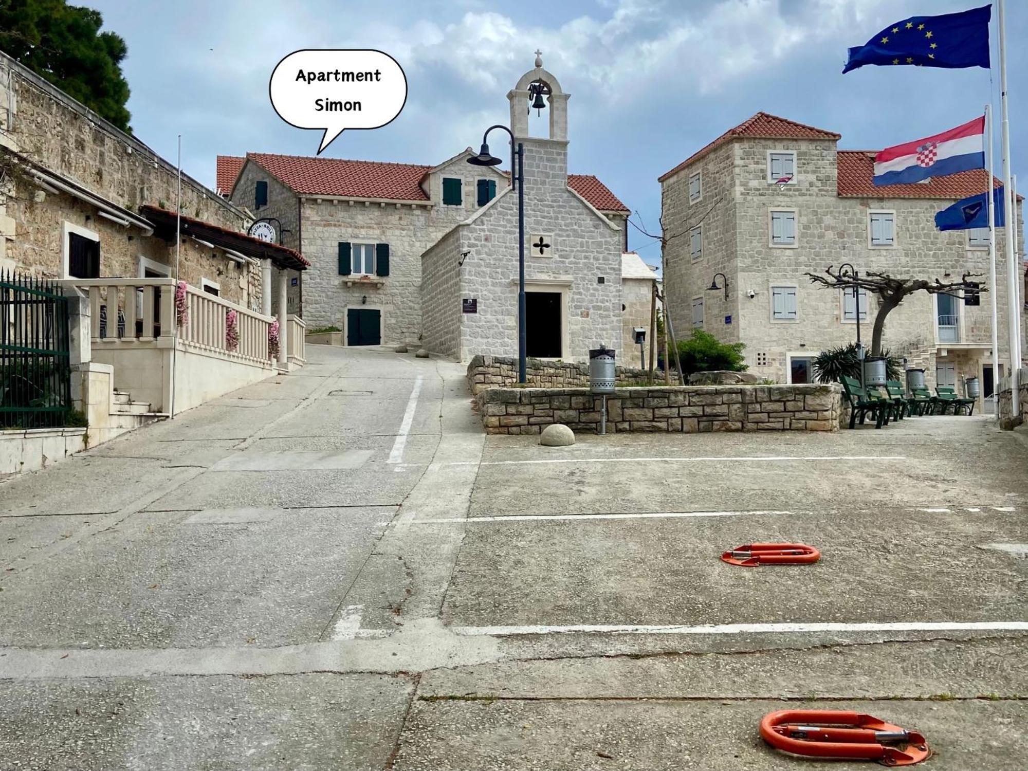 Apartment Simon - Old Stone Charm, Central Bol Life Εξωτερικό φωτογραφία
