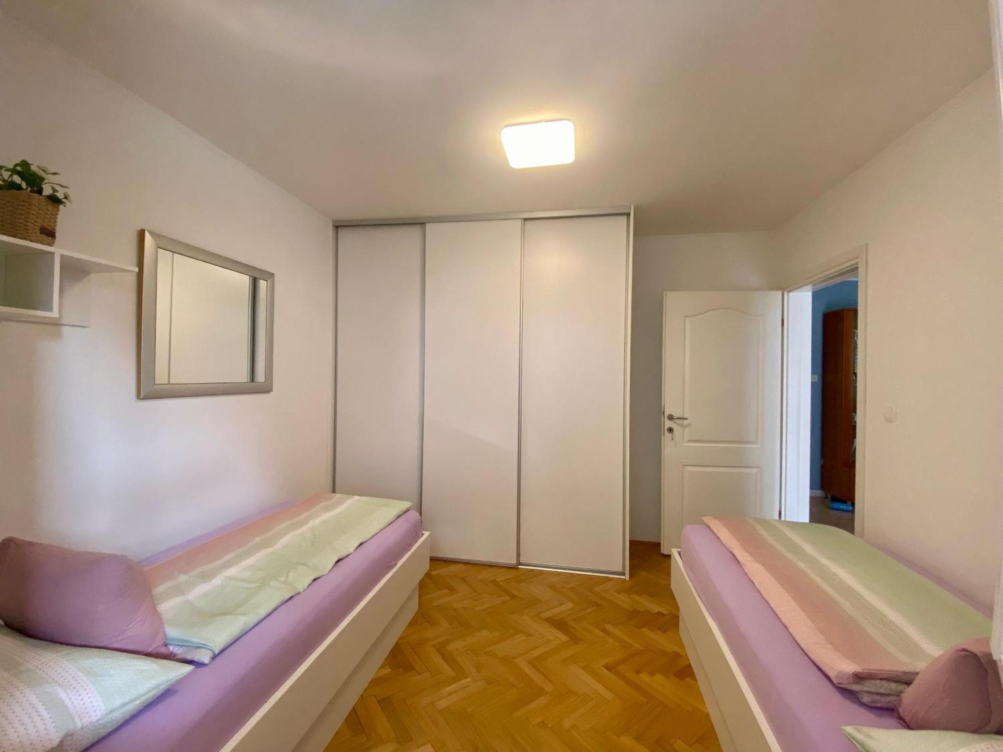 Apartment Simon - Old Stone Charm, Central Bol Life Εξωτερικό φωτογραφία