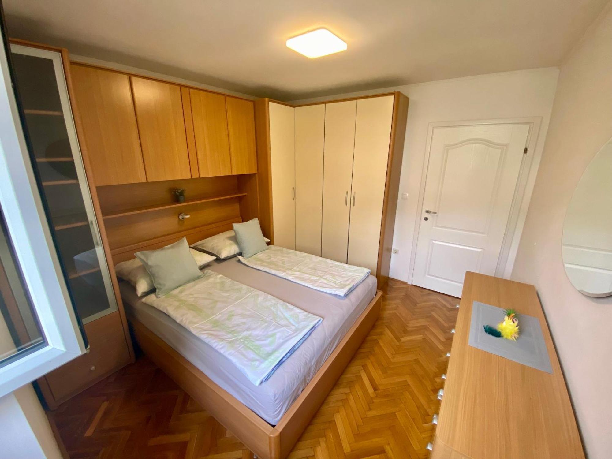 Apartment Simon - Old Stone Charm, Central Bol Life Εξωτερικό φωτογραφία