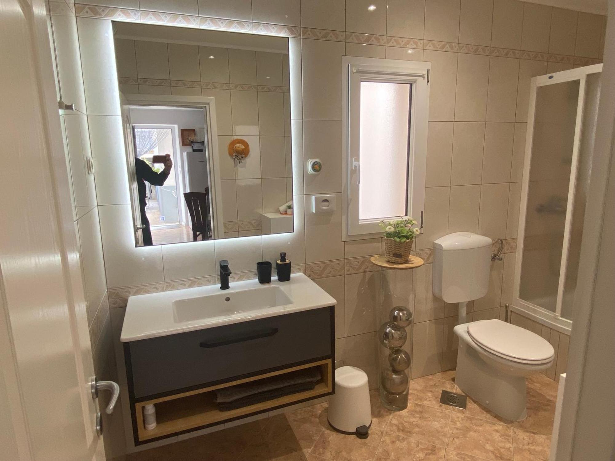 Apartment Simon - Old Stone Charm, Central Bol Life Εξωτερικό φωτογραφία