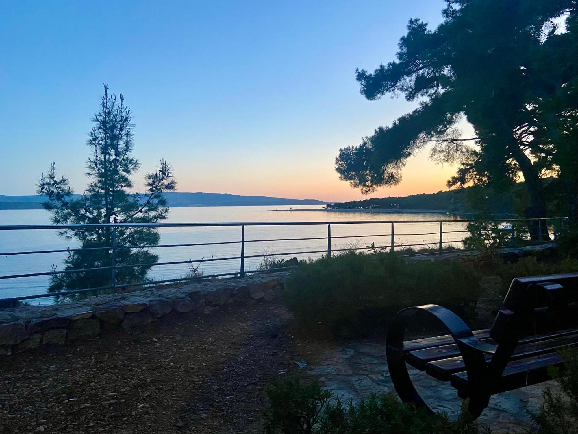 Apartment Simon - Old Stone Charm, Central Bol Life Εξωτερικό φωτογραφία